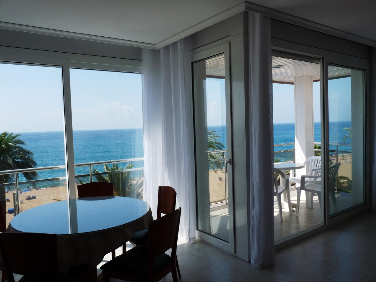 Apartaments Tropic Lloret de Mar Esterno foto